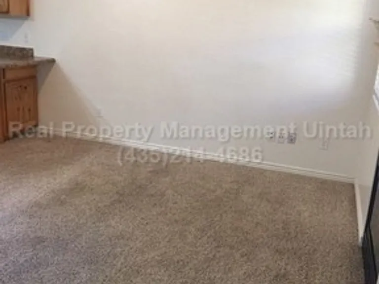 419 E 600 S #H — Photo 22