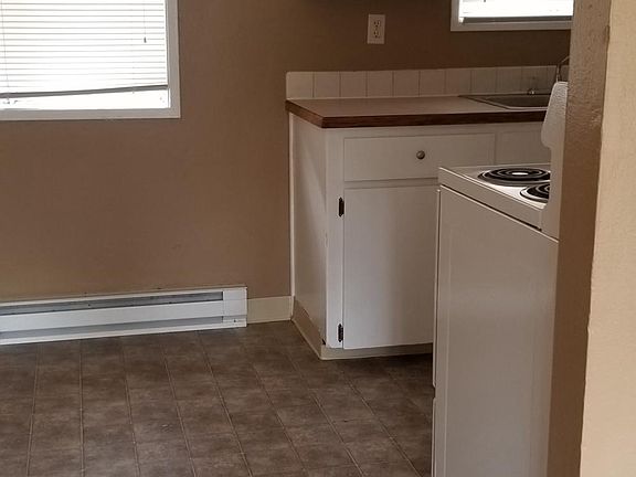 3rd image of 1420 Pacific Ave N APT 16