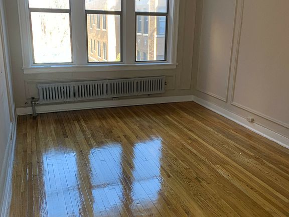 2nd image of 1367 W Estes Ave APT 2M