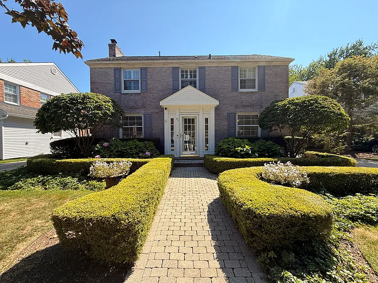 67 Stanton Ln — Photo 2