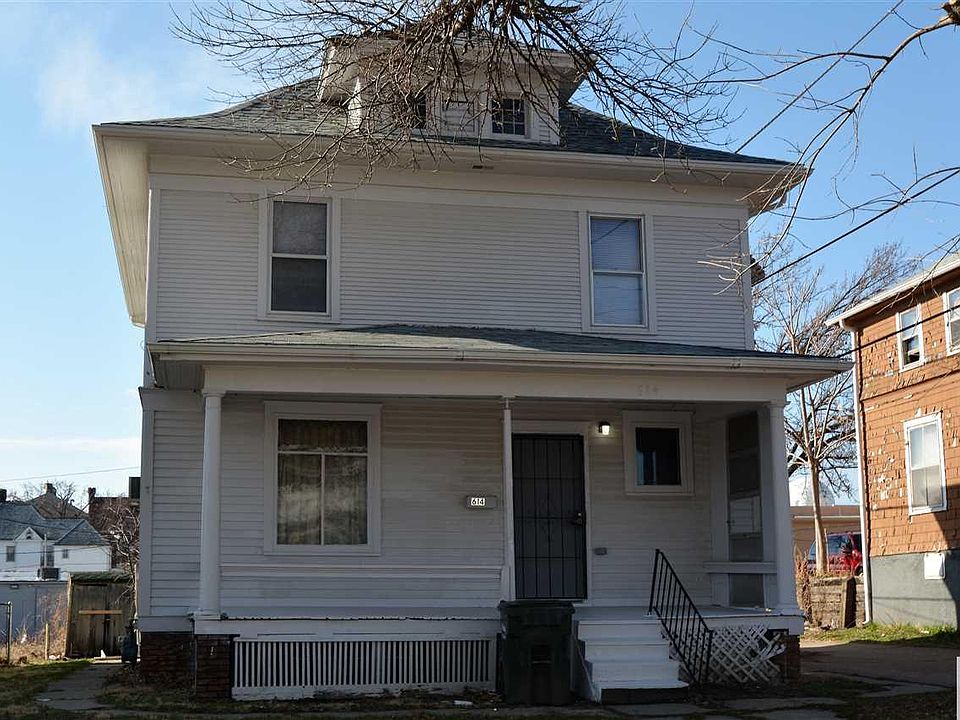 1st image of 614 15th St