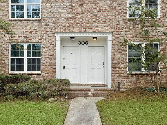 3rd image of 306 Crestview Dr APT B