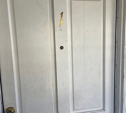 5th image of 582 W 8th St