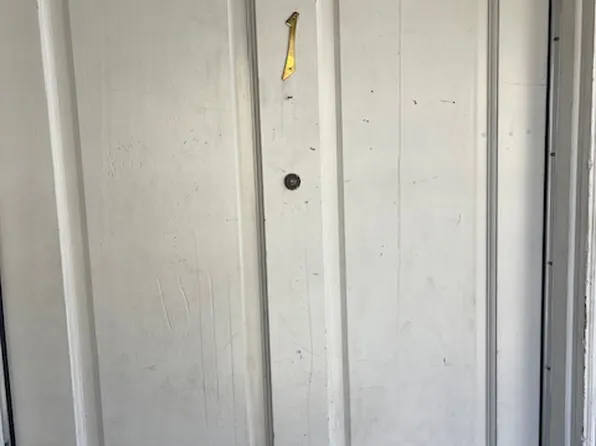 582 W 8th St APT 1, San Pedro, CA 90731