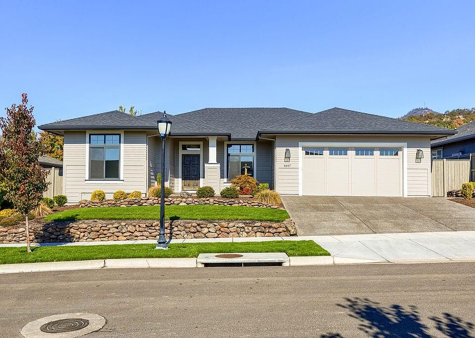1st image of 4047 Crystal Springs Dr