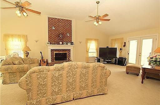 3rd image of 8005 Walters Dr