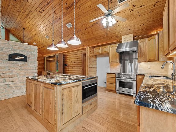 4th image of 12868 Levi Rd