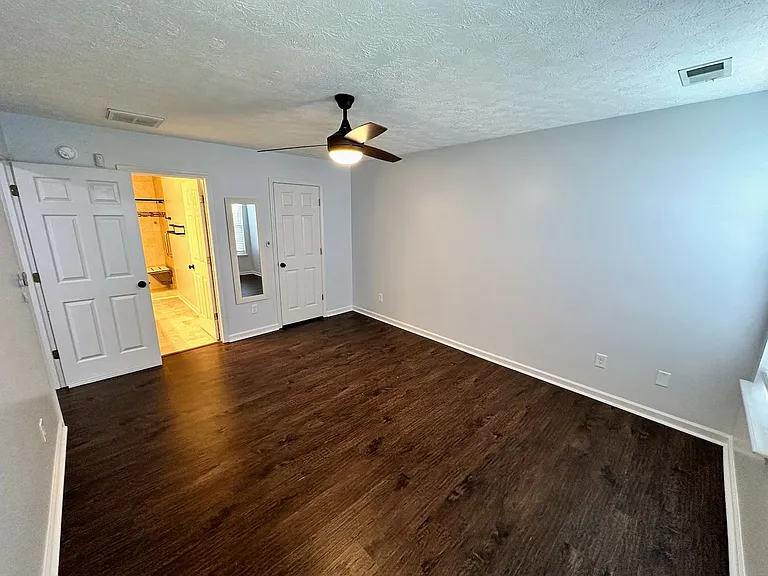 3821 Landridge Dr — Photo 15