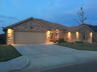 204 Berkshire Ave, Wolfforth, TX 79382