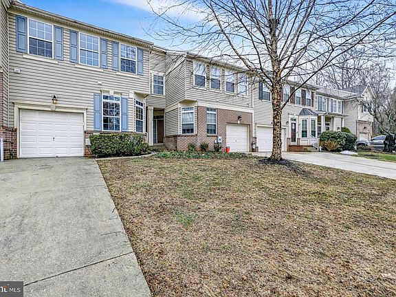 2nd image of 22 Ferns Ct