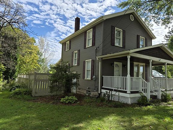 2nd image of 786 Mercer Rd