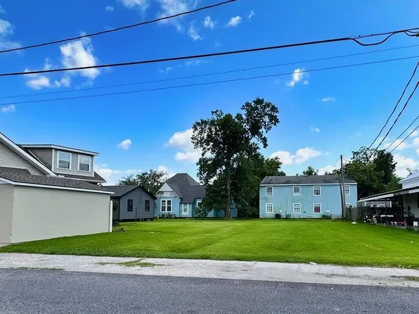 W 10th St, Thibodaux, LA 70301