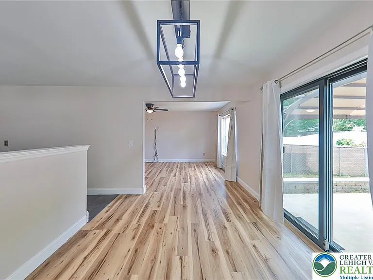 2507 Chestnut Ln — Photo 13