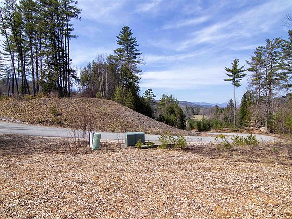 4th image of 14 Highland Pointe Drive