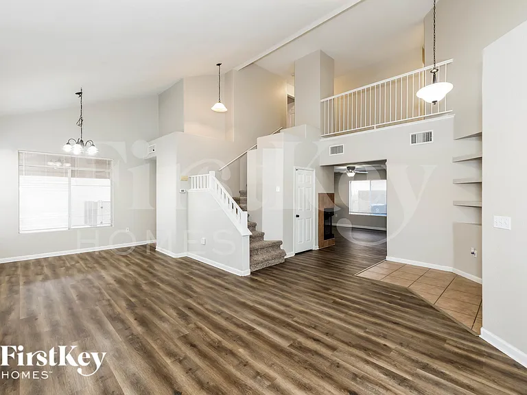2145 Hookcross Cir — Photo 3