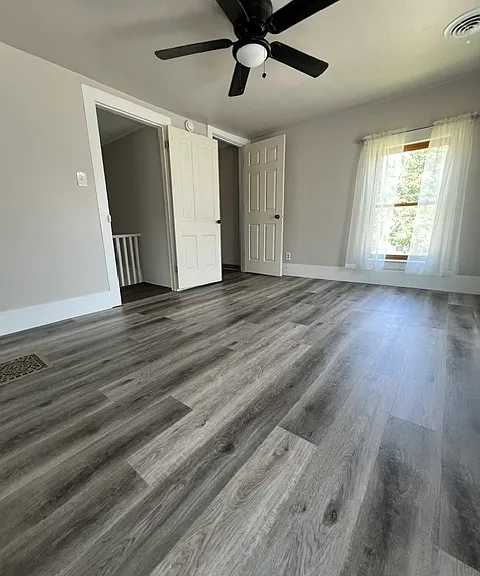 218 N 3rd St — Photo 16