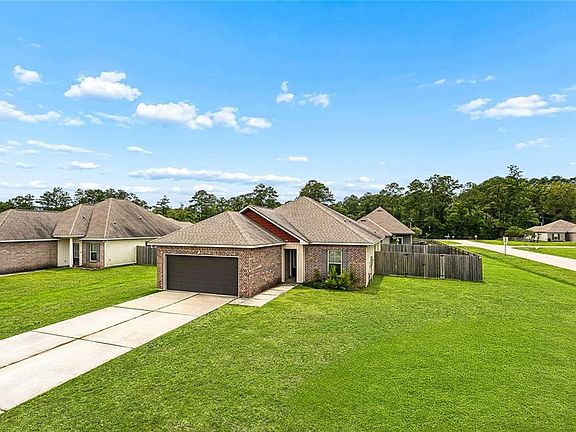 2nd image of 41731 Shallow Bend Dr
