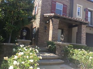 25 Winding Way, Irvine, CA 92620