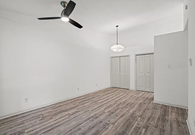 1705 Crossing Pl #114 — Photo 4