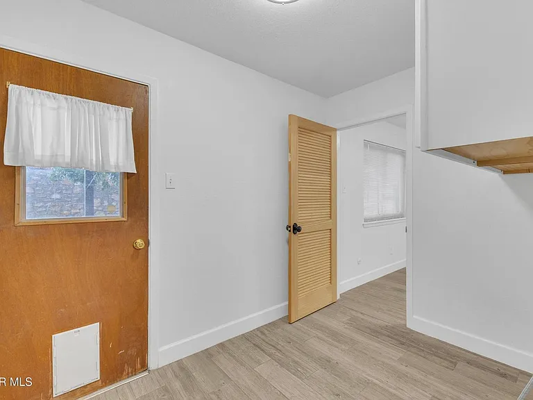 19004 Bremerton Dr — Photo 16