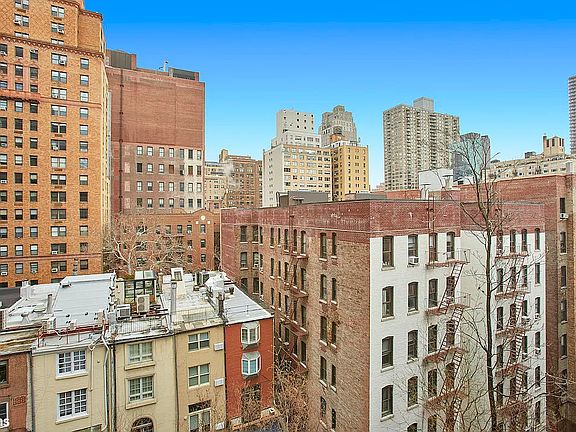3rd image of 205 E 77th St #8AJ