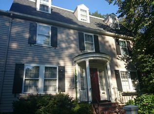 203 Pond Ave, Brookline, MA 02445