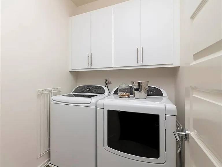 88 Agave — Photo 14