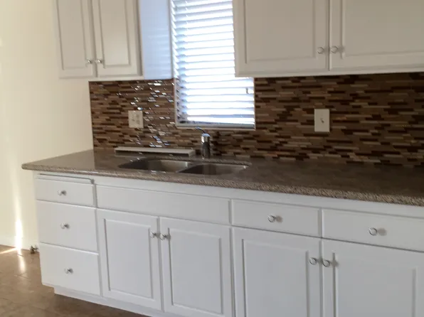 8535 Stewart And Gray Rd, Downey, CA 90241