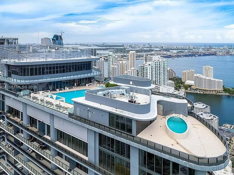 1000 Brickell Plz #3211 — Photo 36