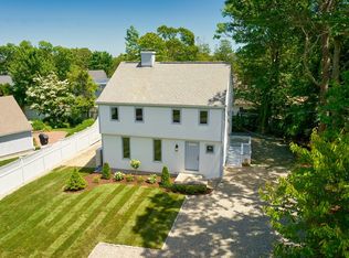 48 Carver Rd, Sagamore Beach, MA 02562