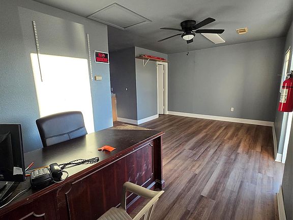 4th image of 215 Fresa Rd