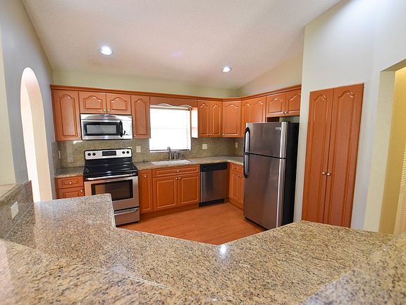 3rd image of 11258 NW 50th Ter