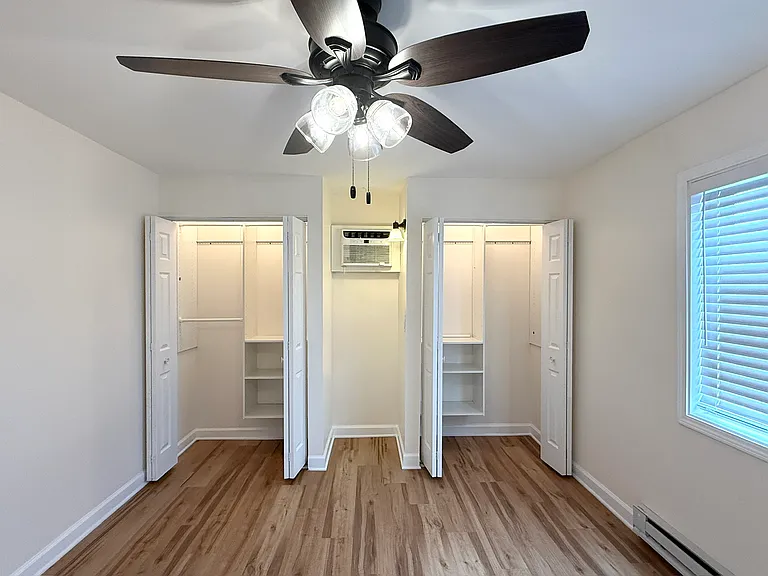 11810 S Komensky Ave #103 — Photo 19