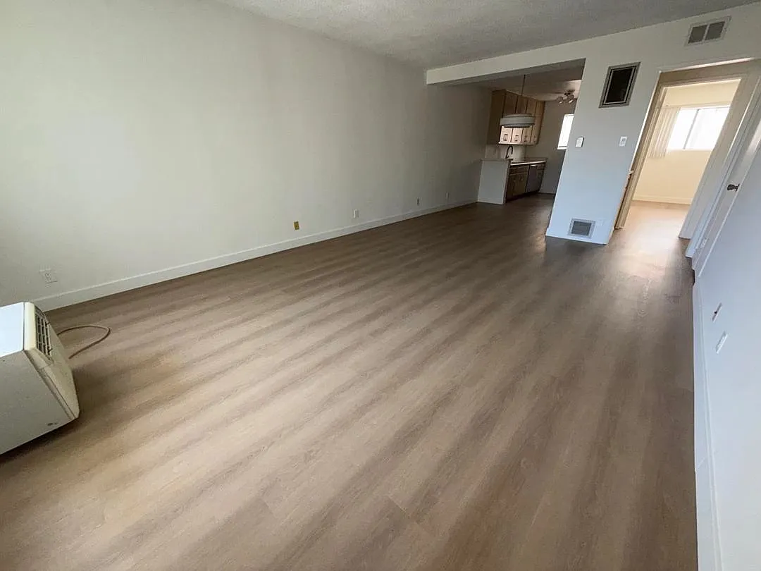1828 Prosser Ave — Photo 1