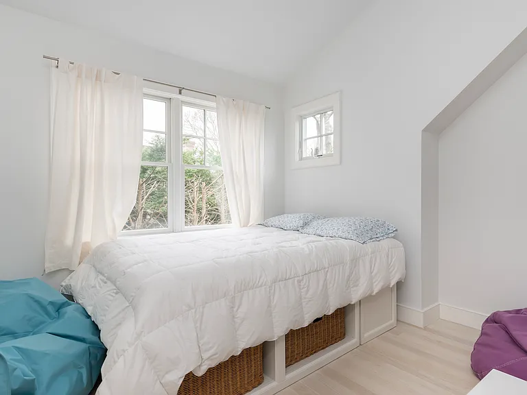 21 Richards Dr — Photo 13