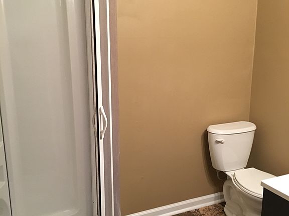 Bath rm off hallway