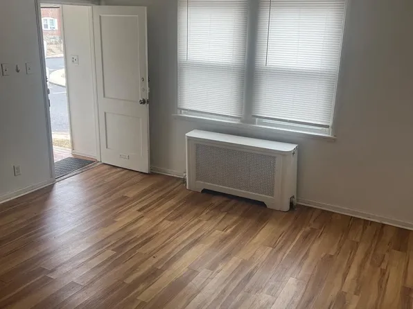 335 E Essex Ave, Lansdowne, PA 19050