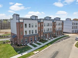 13271 Garland Ln, Midlothian, VA 23114