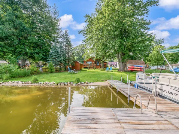 2541 Van Dyke St, Conklin, MI 49403