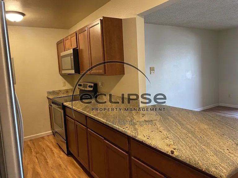 512 Bell Ct #B1 — Photo 5