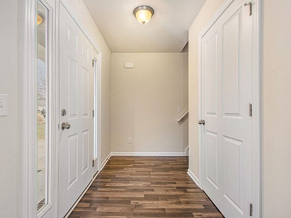 4th image of 9457 Scotsmoor Dr SE