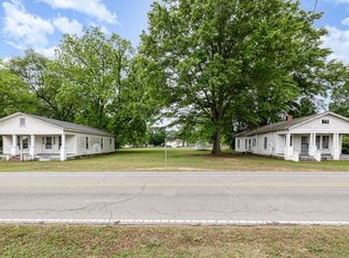 209 E Pine St, Selma, NC 27576