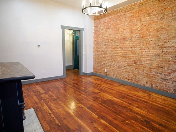 5th image of 472 Dayton St #1