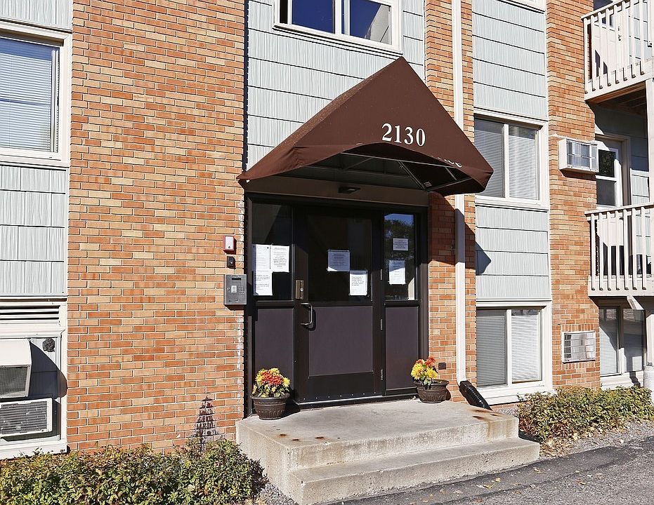 Building Photo 4