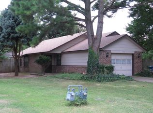 2601 NE Walker St, Bentonville, AR 72712