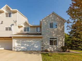 665 Kingfisher Ln APT E, Saint Paul, MN 55125