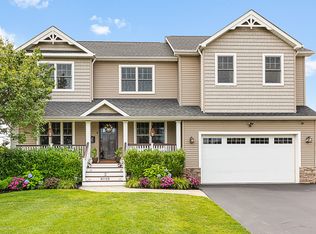 2 River Ave, Monmouth Beach, NJ 07750