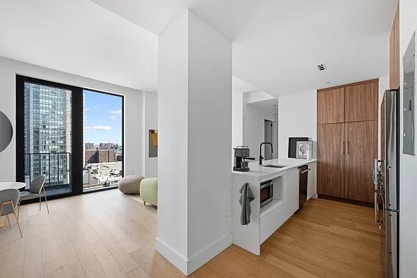 Rented by Living New York | media 2