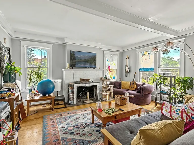 2325 Pleasant Ave #2 — Photo 35