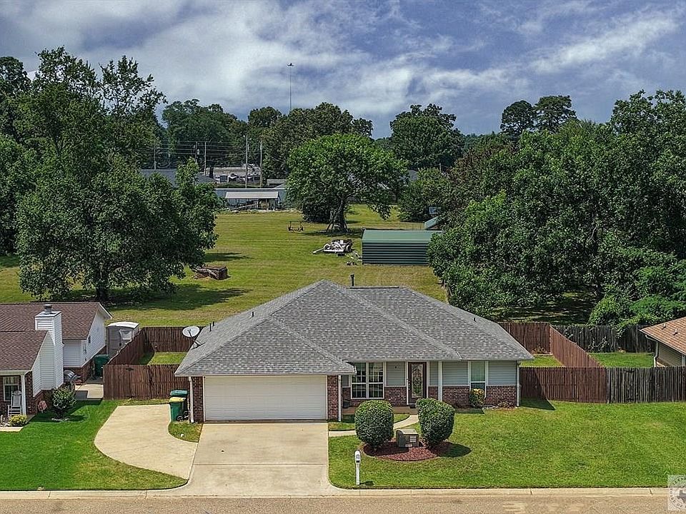 1st image of 1008 Jordan Ln